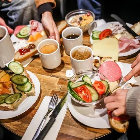 The Circus Vandrerhjem *